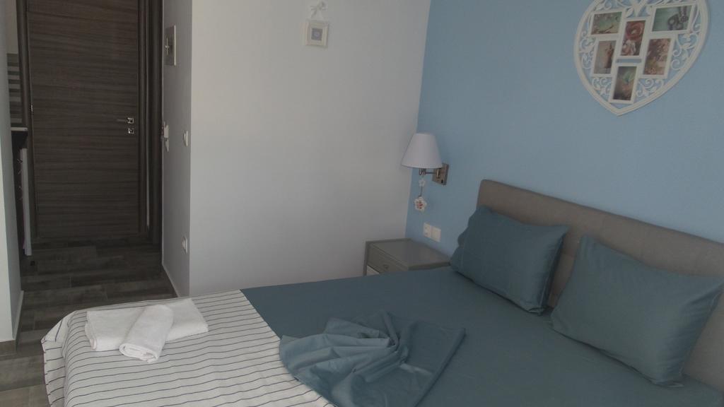 House Roula Hotell Neos Marmaras Exteriör bild