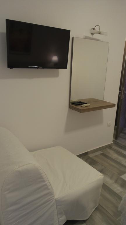 House Roula Hotell Neos Marmaras Exteriör bild